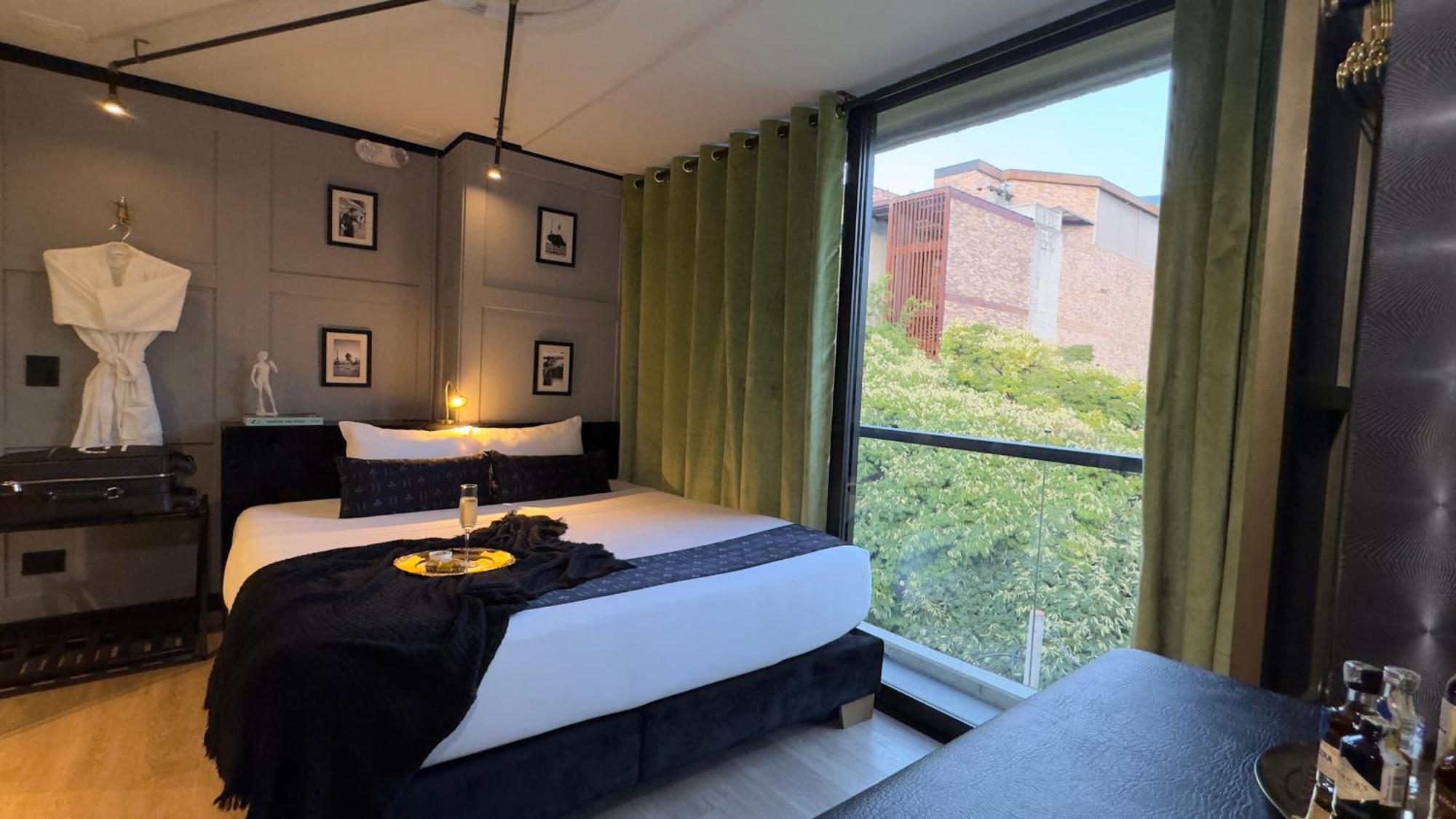 Hotel Helene Medellín Exteriör bild